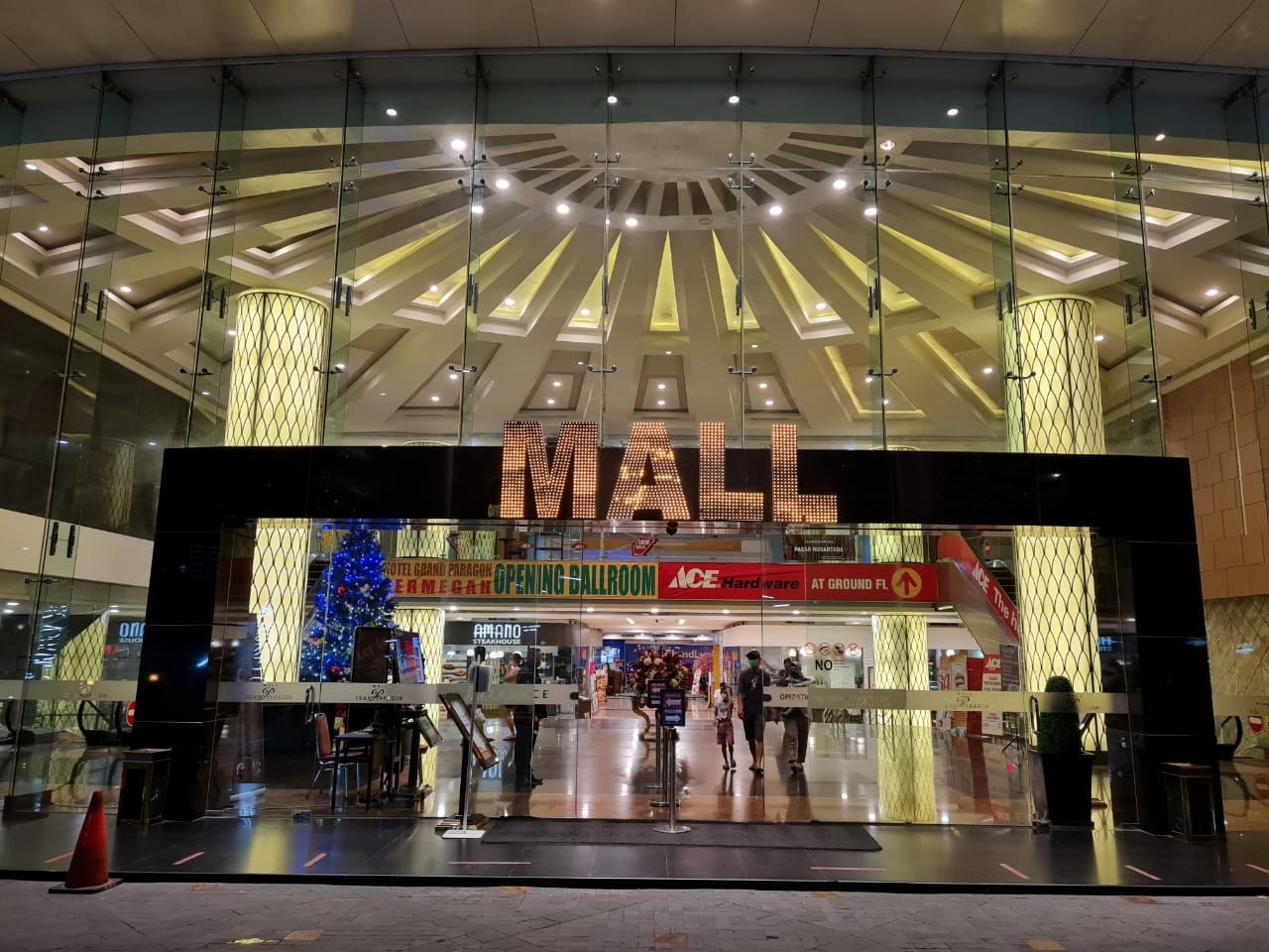 Grand Paragon Mall