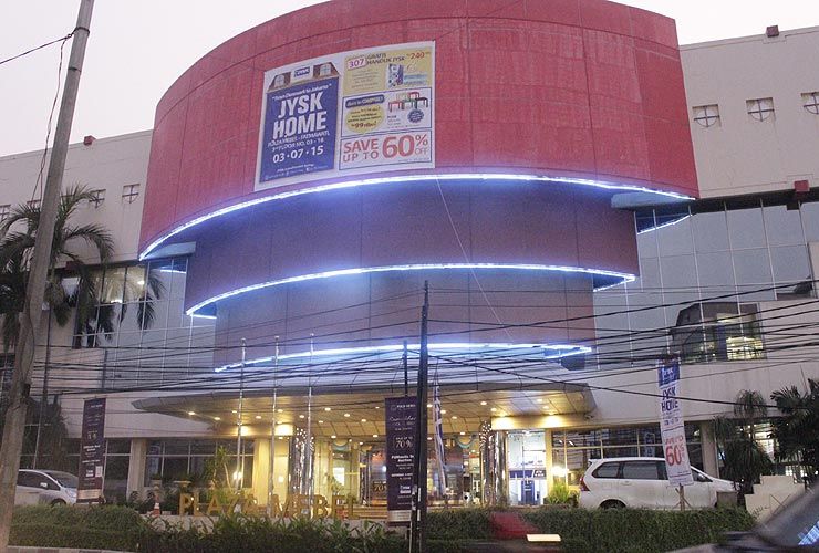 Plaza Mebel