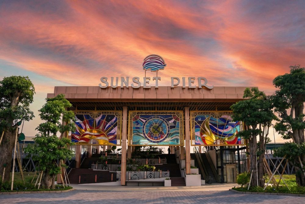 Sunset Pier